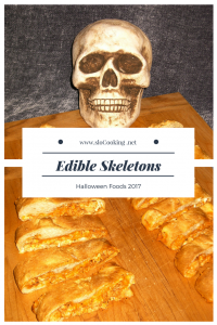 Edible Skeletons from sloCooking.net #halloween #halloweenfoods