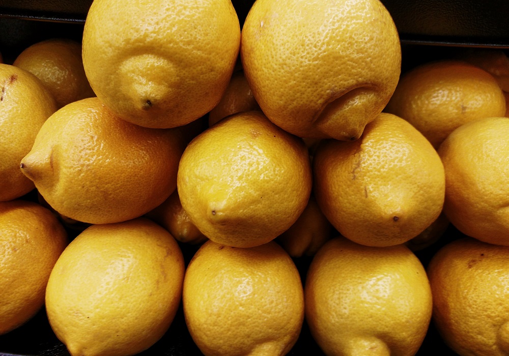 Lemon Vinaigrette from sloCooking.net #salad #vinaigrette